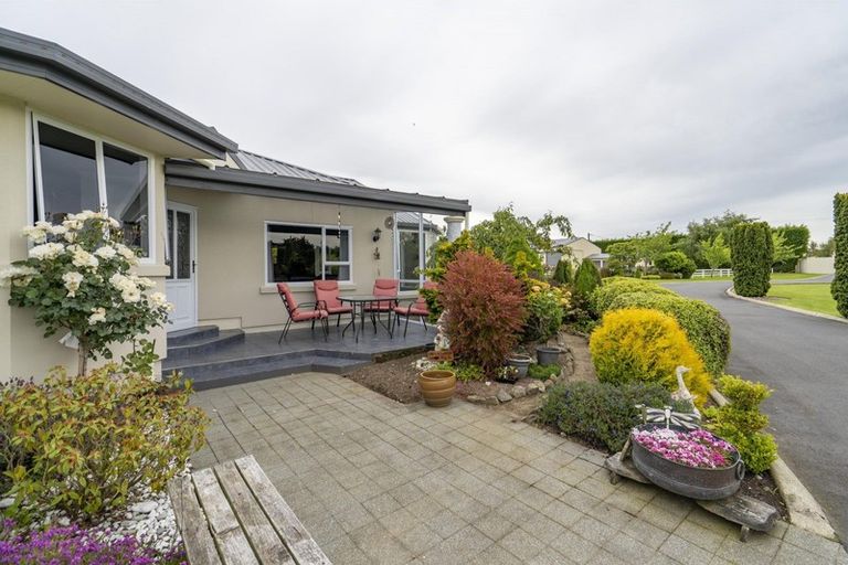Photo of property in 227 Drysdale Road, Myross Bush, Invercargill, 9872