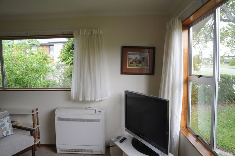 Photo of property in 32 Roseness Street, Palmerston, 9430