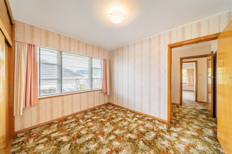 Photo of property in 19 Hall Grove, Ebdentown, Upper Hutt, 5018