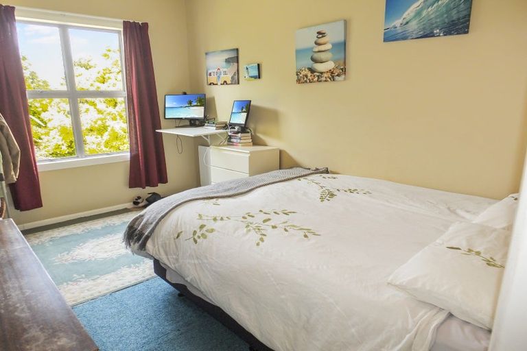 Photo of property in 31 Shortt Street, Foxton Beach, Foxton, 4815