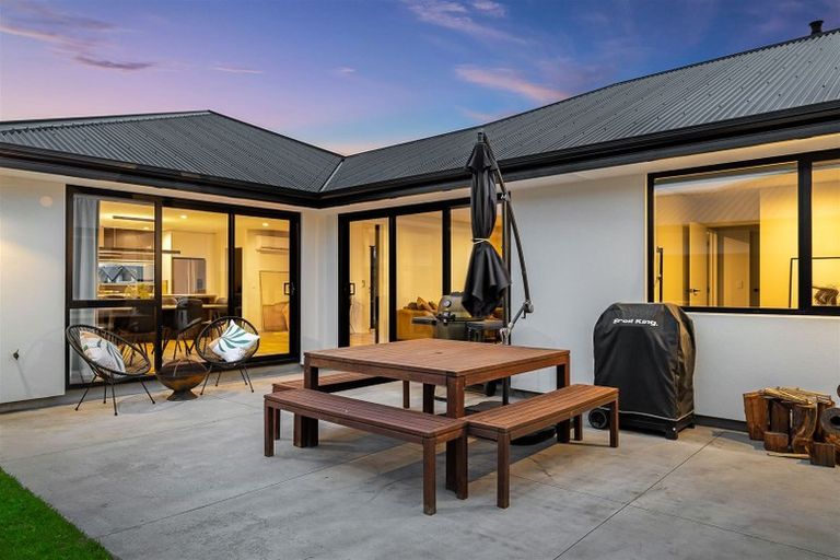 Photo of property in 53 Westpark Boulevard, Rangiora, 7400