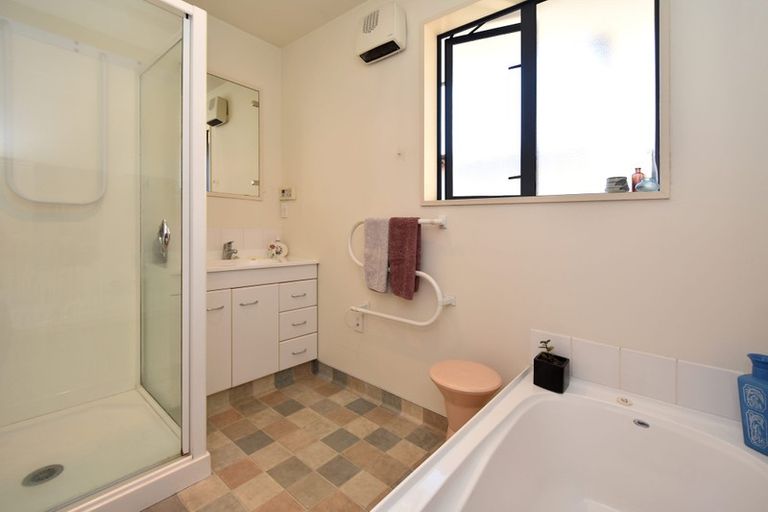 Photo of property in 29 Cossar Street, Burwood, Christchurch, 8083