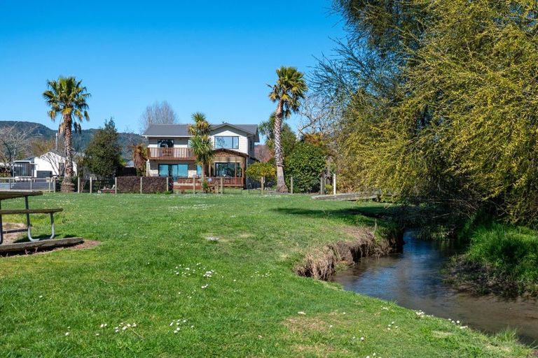 Photo of property in 10a Cooper Avenue, Holdens Bay, Rotorua, 3010