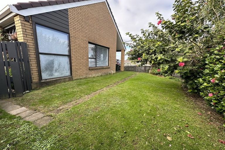 Photo of property in 1/8 Vincent Street, Howick, Auckland, 2014