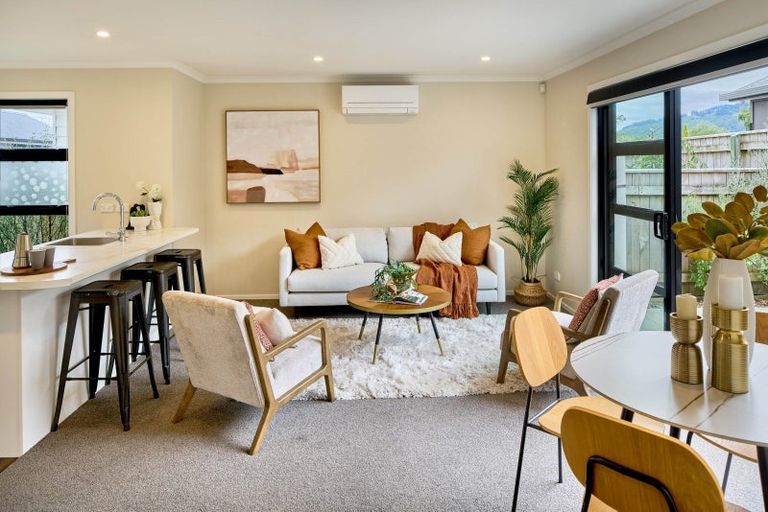 Photo of property in 18b Royal Street, Upper Hutt Central, Upper Hutt, 5018