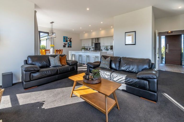 Photo of property in 14 Landsborough Drive, Darfield, 7571