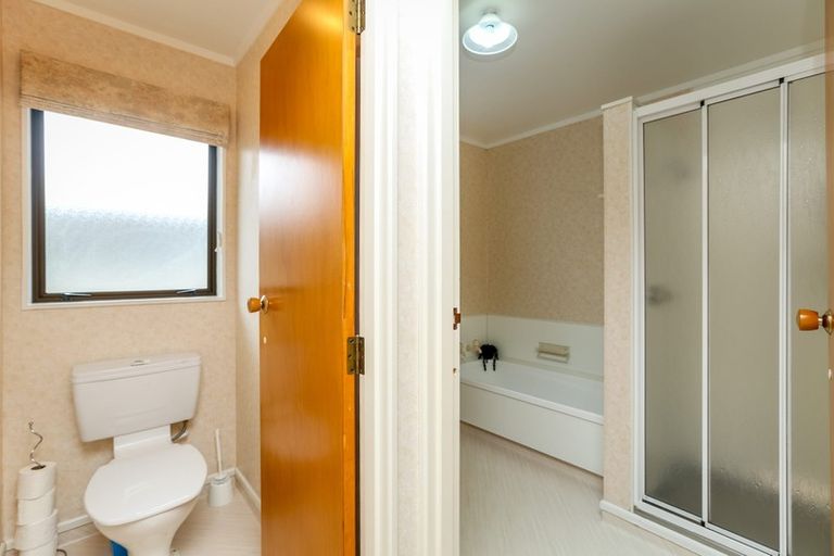 Photo of property in 2/13 Chilman Street, Strandon, New Plymouth, 4312