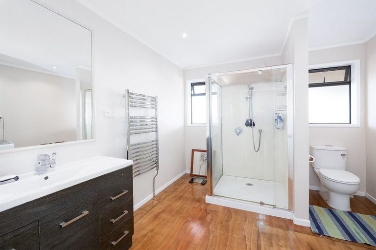 Photo of property in 10 Montrose Road, Kerikeri, 0293