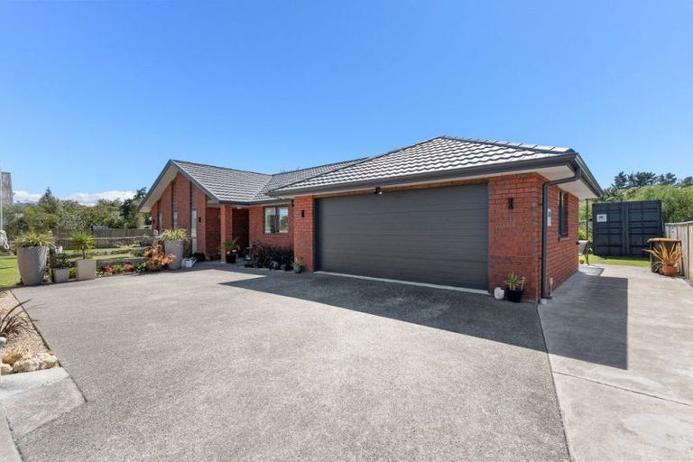 Photo of property in 9d Moreton Road, Carterton, 5713