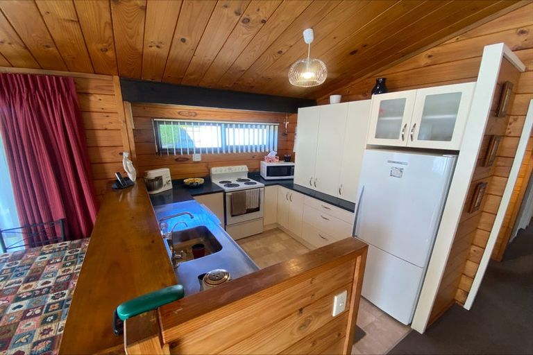 Photo of property in 8 Tiverton Crescent, Whalers Gate, New Plymouth, 4310