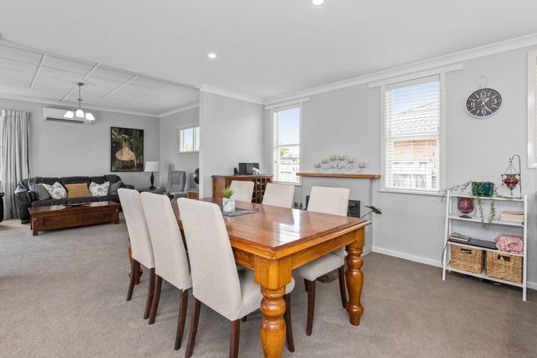 Photo of property in 90 Guppy Road, Greenmeadows, Napier, 4112