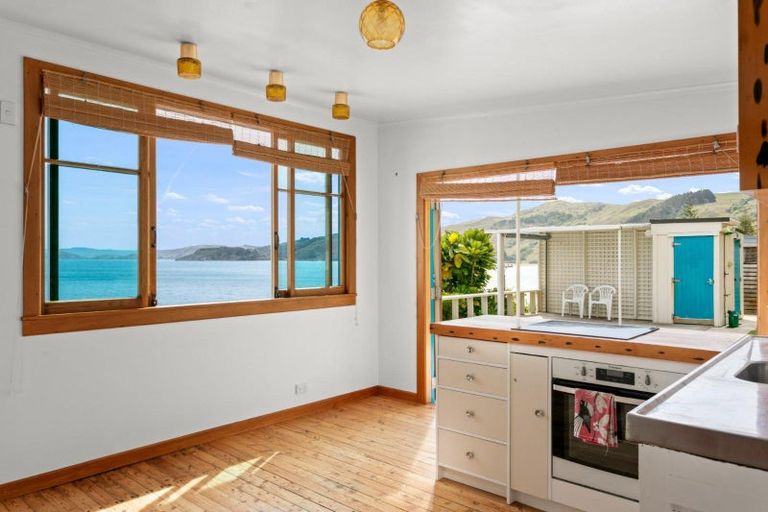 Photo of property in 53 Makorori Beach Road, Makorori, Gisborne, 4073