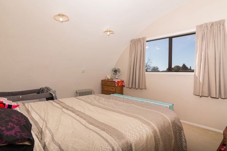 Photo of property in 6 Rinaha Place, Koutu, Rotorua, 3010