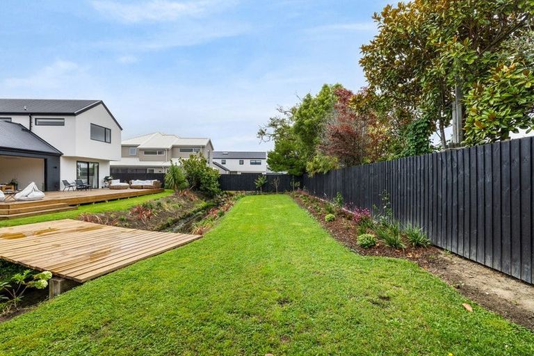 Photo of property in 11 Ketton Place, St Albans, Christchurch, 8052