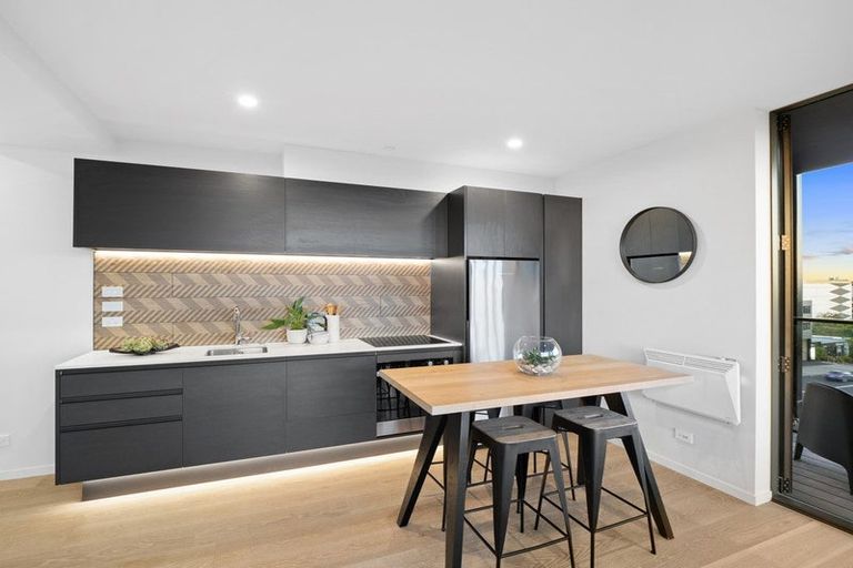 Photo of property in 303/10 Auburn Street, Takapuna, Auckland, 0622