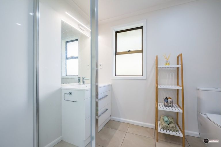 Photo of property in 212 Waddington Drive, Naenae, Lower Hutt, 5011