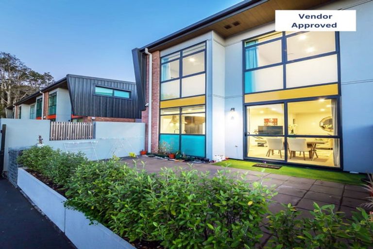 Photo of property in 4/182 Flat Bush School Road, Flat Bush, Auckland, 2019