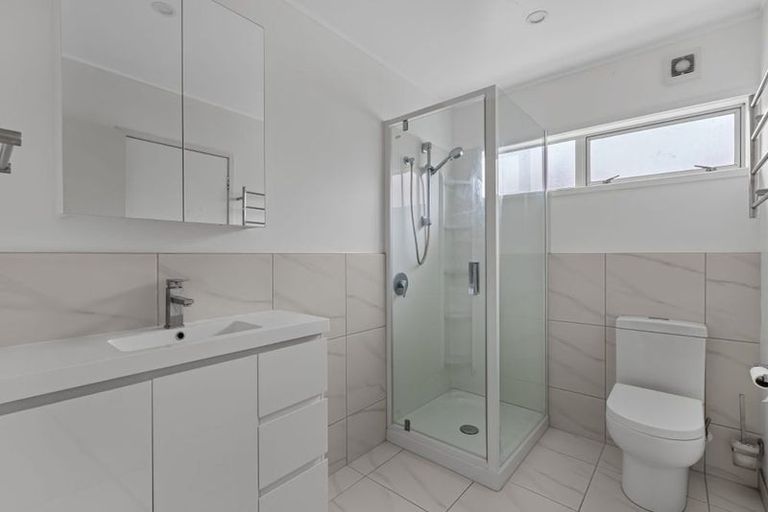 Photo of property in 41a Maygrove Drive, Orewa, 0931