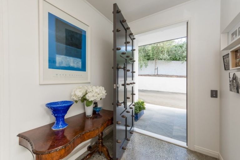 Photo of property in 1 Valhalla Close, Richmond, 7020