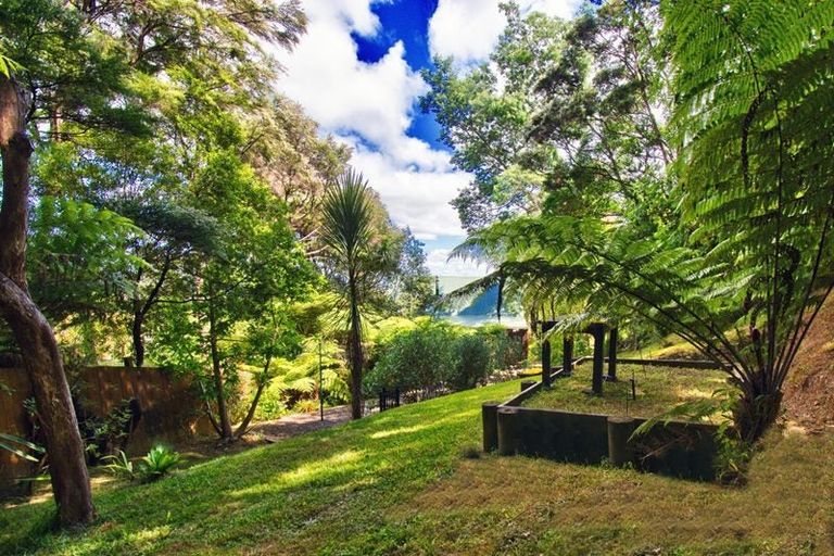 Photo of property in 22 Phillip Avenue, Glen Eden, Auckland, 0602