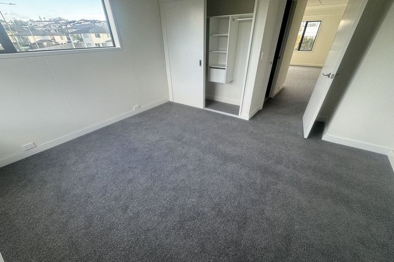 Photo of property in 44e Westgate Drive, Westgate, Auckland, 0614