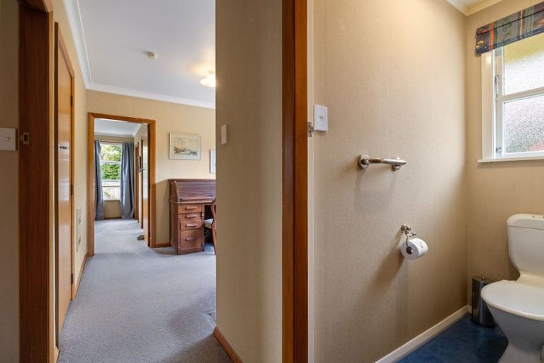 Photo of property in 23 Saint Albans Avenue, Hokowhitu, Palmerston North, 4410
