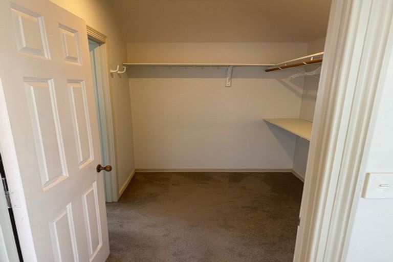 Photo of property in 90a Govett Avenue, Frankleigh Park, New Plymouth, 4310