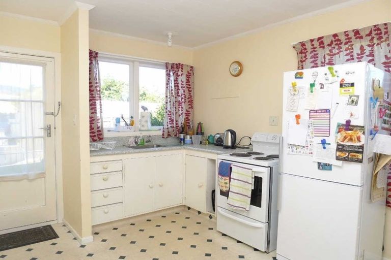 Photo of property in 3 Nola Avenue, Raumati Beach, Paraparaumu, 5032