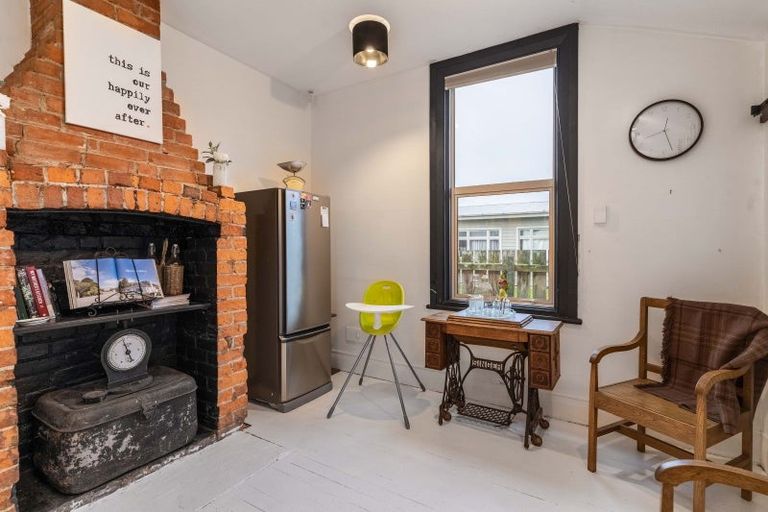 Photo of property in 224 Park Street, Winton, 9720