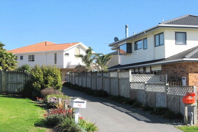 Photo of property in 14 Panorama Place, Coastlands, Whakatane, 3120