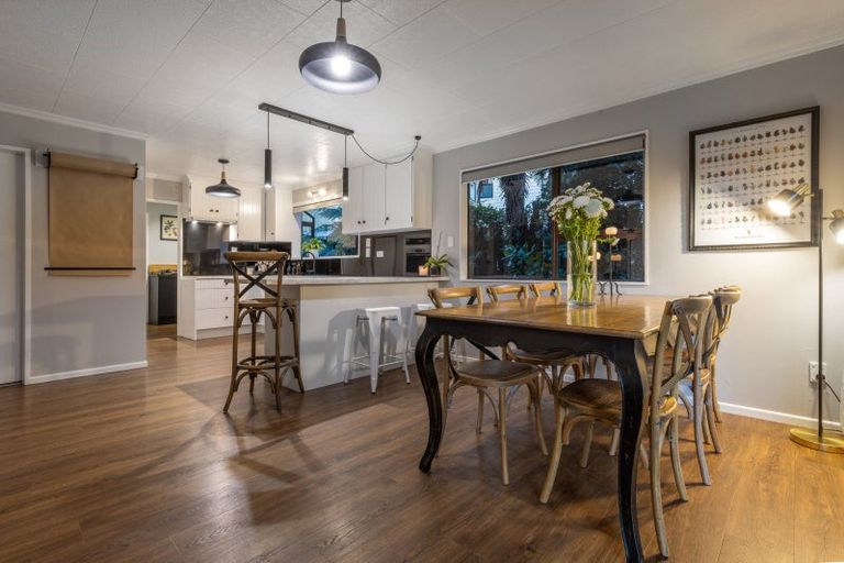 Photo of property in 54 Highbury Drive, Levin, 5510