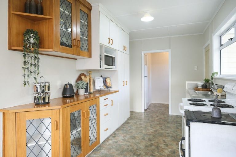 Photo of property in 28 Alma Street, Dannevirke, 4930