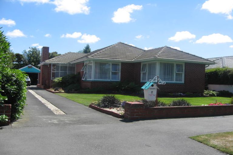 Photo of property in 7 Lochee Road, Upper Riccarton, Christchurch, 8041