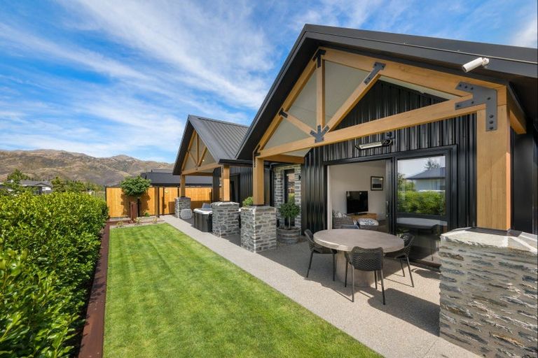 Photo of property in 37 Magnum Drive, Cromwell, 9310