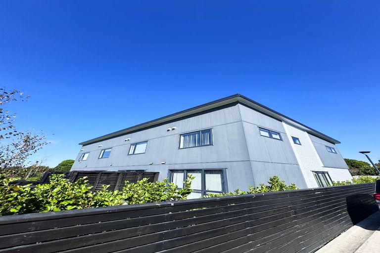 Photo of property in 15 Sealord Place, Manurewa, Auckland, 2102