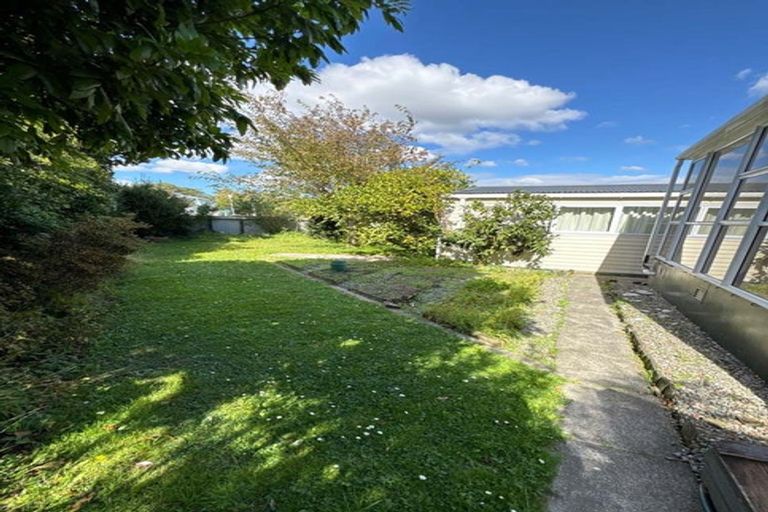 Photo of property in 3 Newcastle Street, Hokowhitu, Palmerston North, 4410