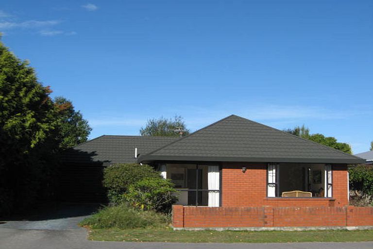 Photo of property in 20 Chepstow Avenue, Fendalton, Christchurch, 8052