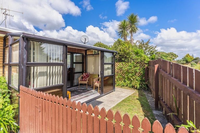 Photo of property in 1 Iti Street, Otaki, 5512