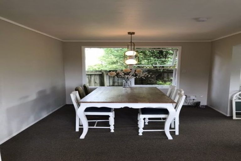 Photo of property in 2/9 Gazelle Avenue, Beach Haven, Auckland, 0626