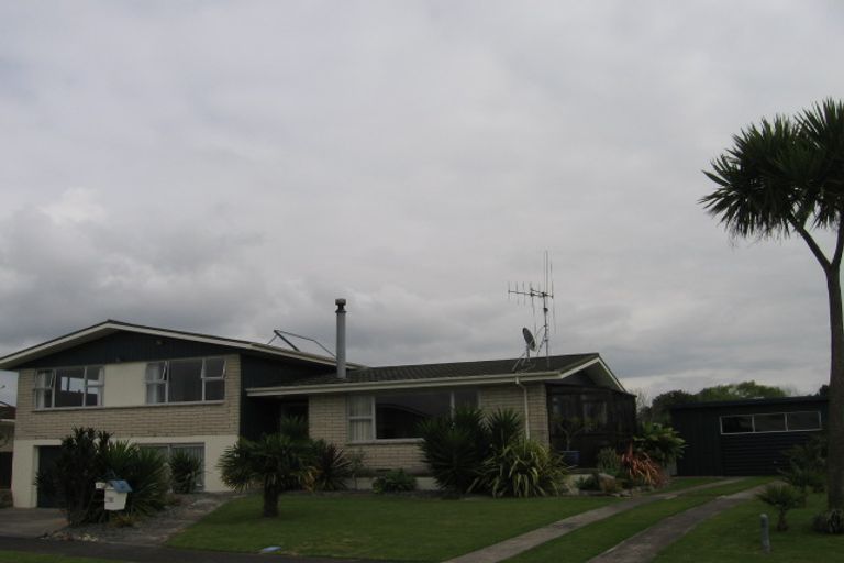Photo of property in 16 Cedar Grove, Matua, Tauranga, 3110