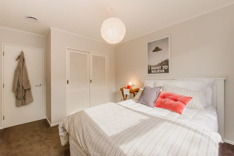 Photo of property in 7b Awanui Drive, Waikanae, 5036