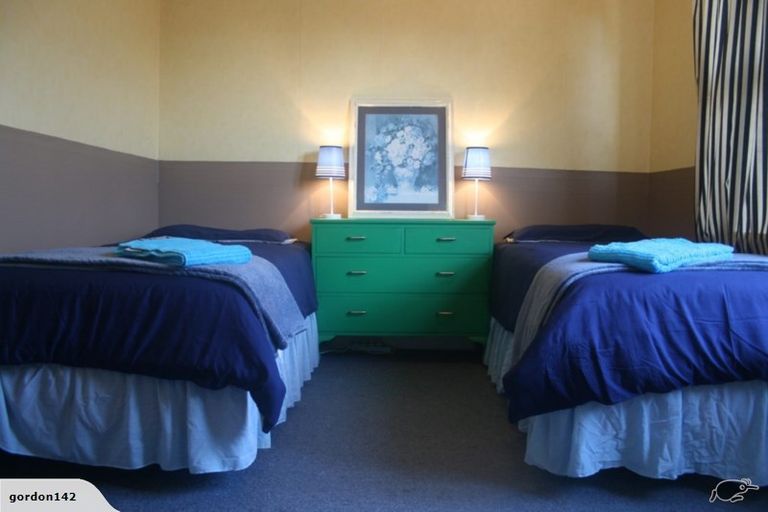 Photo of property in 90 Sawyers Arms Road, Northcote, Christchurch, 8052