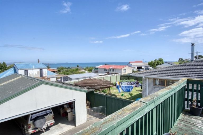 Photo of property in 2 Ngaparaoa Drive, Maketu, Te Puke, 3189