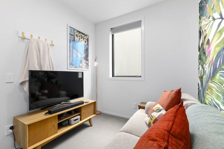 Photo of property in 13 Te Ara O Paetutu, Petone, Lower Hutt, 5012