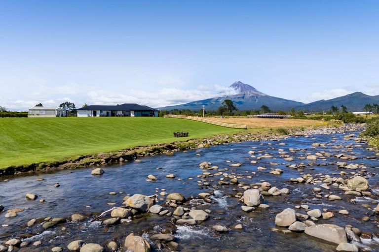 Photo of property in 90 Peters Road, Kaimiro, 4371