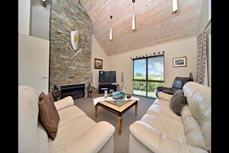 Photo of property in 67 Old Barn Road, Opaheke, Papakura, 2584