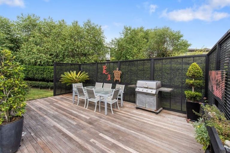 Photo of property in 23 Elias Court, The Gardens, Auckland, 2105