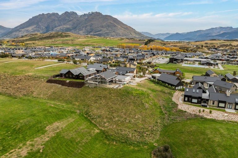 Photo of property in 36 Cunninghams Drive, Jacks Point, Queenstown, 9371