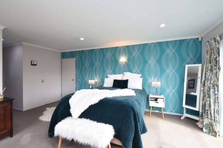 Photo of property in 16 Hoffman Court, Waikiwi, Invercargill, 9810