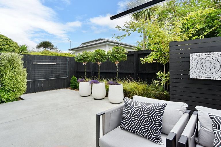 Photo of property in 1/12 Hume Street, Sydenham, Christchurch, 8023